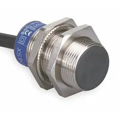 Shielded cylindrical inductive proximity sensor with non-terminated cable and NPN output. Operates on 12-24V DC supply voltage. Used for non-contact detection of metallic objects in position sensing, part detection, and machine control applications.