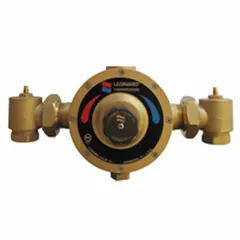 This point-of-use thermostatic mixing valve blends hot and cold water to a consistent outlet temperature. It features a 1 1/4 in NPT copper inlet and a PTFE-coated shuttle for reliable temperature regulation. Suitable for commercial and industrial applications such as showers, sinks, and process water systems.