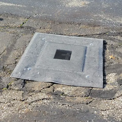 ENPAC Drain Filter: Oil/Sediment, Oil Capacity: 2 gal, 30 in L x 30 in W - Magnetic Street Drain Filters