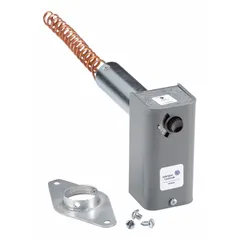 Flange-mounted single-stage duct control for heat or cool applications. Steel construction with hydraulic air coil and SPDT switch. Operates on 24 to 277V AC, temperature range 30° to 110°F, differential 2°F.