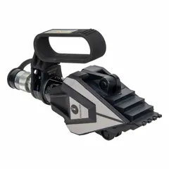 Flange ram spreader for controlled separation of flanges in industrial piping and pressure vessel maintenance. Features 4 in spread width and 0.16 in tip clearance. Pump not included.