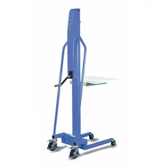 This platform lift truck has a 220 lb capacity and a steel platform measuring 18 1/2 in L x 23 3/4 in W. It provides a lift range from 5 in to 59 in using a chain drive mechanism. Equipped with two swivel casters for maneuverability, it is used for lifting and transporting loads in industrial and warehouse settings, enabling positioning at ergonomic working heights.