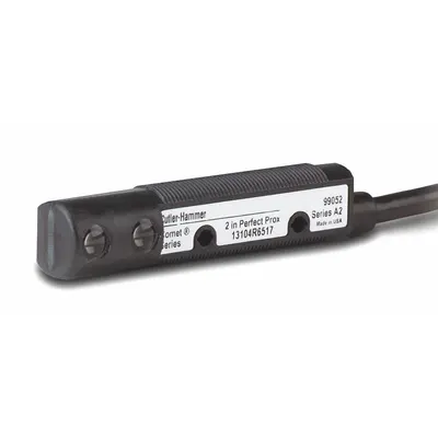EATON Photoelectric Sensor: M18 Threaded, Built-in Connector, 4 - Pin M12, 10-30V DC - Cylindrical Sensors with Built-in Connectors