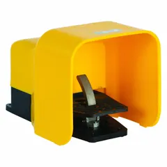 Five-way/two-position, spring-return manual air control valve with 1/4 in BSPP connection. Foot-pedal operated for directing airflow in pneumatic systems. Suitable for controlling actuators and cylinders in industrial automation and material handling.