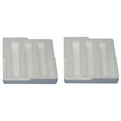 This white polystyrene mailer securely holds three standard lab tubes for transport or storage. Its compact dimensions (5-7/8 in height, 4-1/8 in length) provide lightweight protection during shipping. Suitable for clinical, research, and diagnostic sample handling.
