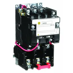 Non-reversing magnetic motor starter for three-phase motors. NEMA Size 00, 9 A, 3 poles, 440/480V AC coil. Screw clamp terminals. Requires three melting alloy thermal units (not included). No operator, pilot light, or auxiliary contacts.