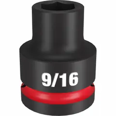 This MILWAUKEE impact socket features a 3/4" drive and 9/16" SAE 6-point standard profile. The black phosphate finish provides corrosion resistance. Designed for use with impact tools in heavy-duty fastening and loosening applications.
