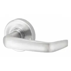This BEST office lever lockset features a satin chromium-plated stainless steel finish with a 40H rose and F04 function. It is ADA compliant and accepts an interchangeable core for key control. Suitable for commercial interior doors in office and institutional settings.