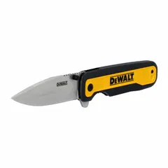 Manually-opening folding knife with a straight 3 1/4 in blade and aluminum handle. Closed length is 4 1/2 in; overall length is 7 3/4 in. Suitable for cutting tasks such as opening boxes, cutting strapping, and trimming drywall in construction and maintenance work.