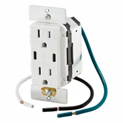 This Leviton weather-resistant receptacle combines a 5-15R 125V AC 15A duplex outlet with a USB Type C charging port in a white decorator face. Suitable for indoor and outdoor applications where power and device charging are needed simultaneously, such as in kitchens, offices, and hospitality settings.