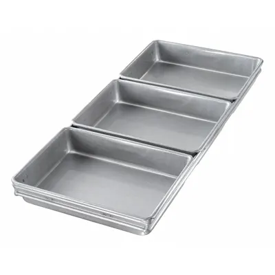 CHICAGO METALLIC 3-Slot Cinnamon/Package Roll Pan - Bread & Loaf Pans