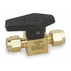 This Parker 2-way brass instrumentation plug valve features compression connections and a 3/8 in pipe size. It is used for on-off control in industrial fluid handling systems, suitable for chemicals, gas, and oil media.