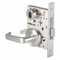 This classroom lever lockset from BEST features a satin chromium-plated stainless steel finish and a 45H escutcheon style. It is ADA compliant for accessibility and includes an interchangeable core for convenient rekeying. Suitable for interior doors in educational and commercial settings.