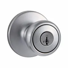 This KWIKSET office knob lockset features a chrome finish and rose lockset style. Designed for interior doors in commercial or institutional settings where keyed entry and privacy are required.