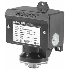 The ASHCROFT B424VXCYLM15 is a B Series pressure switch for hazardous locations, with a set-point range of 1.5 psi to 15 psi. It features four pressure connection ports and a 1/4" FNPT connection. Typical applications include monitoring and controlling pressure in industrial environments where flammable gases, vapors, or dusts may be present.