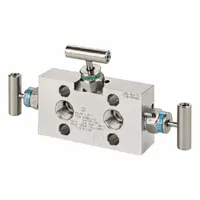 HAM-LET Three-Way Valve: Stainless Steel, 1/2" FNPT, Flange, 6,000 psi Pressure, Grafoil (MPN M-30A-15-8NF-SS-G-T)
