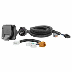 This 7-way flat electrical plug is designed for connecting trailer lighting and auxiliary power on trucks, RVs, and fleet vehicles. Its IP67 rating ensures dust-tight and water-resistant performance, making it suitable for wet or dusty environments in vehicle maintenance and towing applications.