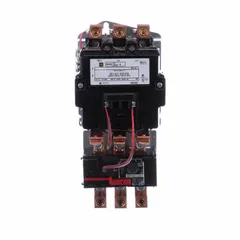 This SQUARE D non-reversing magnetic motor starter is a NEMA Size 4 unit rated at 135 A with a 220/240V AC coil. It features three poles, screw clamp terminals, and electronic overload protection. Suitable for controlling three-phase motors in applications such as pumps, conveyors, and compressors.