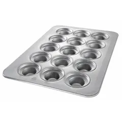 This 15-slot muffin pan is constructed from aluminized steel for even heat distribution. The silver finish and 17 7/8-inch overall width suit commercial baking of large crown muffins. Not NSF certified.