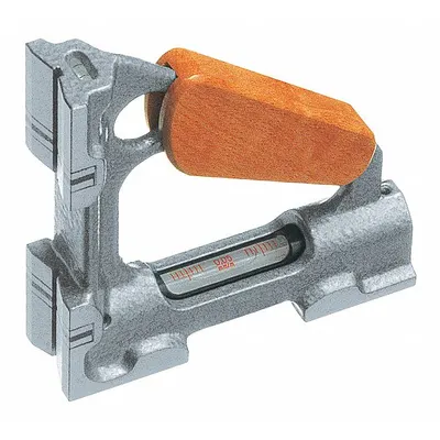 TESA BROWN & SHARPE Master Level: Cast Iron, 5 7/8 in Lg, 2 Level Vials - Triangular-Shaped Levels