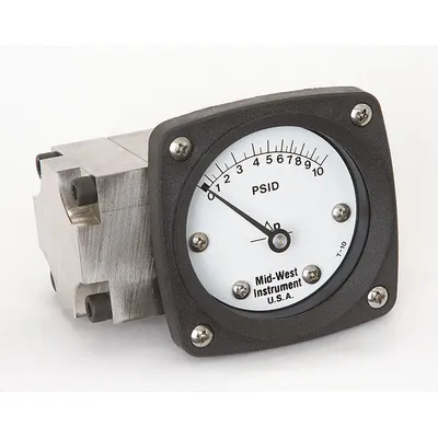 MIDWEST INSTRUMENT Differential Pressure Gauge: Back, 1/4 in NPT Female, Model 142 - Medium & High Operating Pressure Differential Gauges
