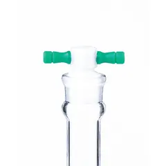 This 200 mL glass volumetric flask features a conical shape and colorless body. It meets Class A tolerance of ±0.20 mL and USP Type I specifications. Compatible with stopper size 19 and supplied with a closure. Used for precise liquid measurement and preparation of standard solutions in analytical chemistry and laboratory settings.