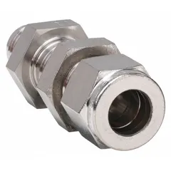 This PARKER A-LOK double-ferrule stainless steel fitting is a flared x compression adapter with 3/8 in OD on both ends. It is used to connect flared and compression tubing in industrial fluid systems, providing leak-free connections in hydraulic, pneumatic, and process instrumentation applications.