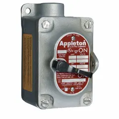One-gang front lever tumbler switch for industrial on/off control. 1-pole, 20 A, 277 V AC. Features a dead-end hub with 1/2 in hub size for sealed conduit entry. Suitable for use in wet or hazardous locations where enclosed switching is required.