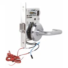 This BEST storeroom lever lockset features a satin chromium-plated stainless steel finish and a 40H escutcheon style. It is ADA compliant and equipped with an interchangeable core for quick rekeying. Designed for interior doors requiring keyed entry from outside and free egress from inside, it is suitable for high-traffic commercial applications. No visual indicator is provided, and it is not ligature-resistant.