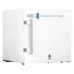 This general purpose lab freezer offers 1.5 cu ft of storage capacity with a temperature range of -25°C to -15°C. It features manual defrost and a right-hinge door, suitable for storing biological samples, reagents, and pharmaceuticals in laboratory, clinic, or research settings.