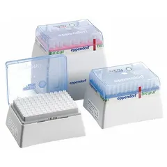 Non-sterile pipette tips made from biomedical grade plastic, with a 10 µL capacity. Supplied in a preconfigured dark gray rack without filter. Designed for universal pipette types, suitable for general liquid handling in laboratory applications such as sample preparation and reagent dispensing.