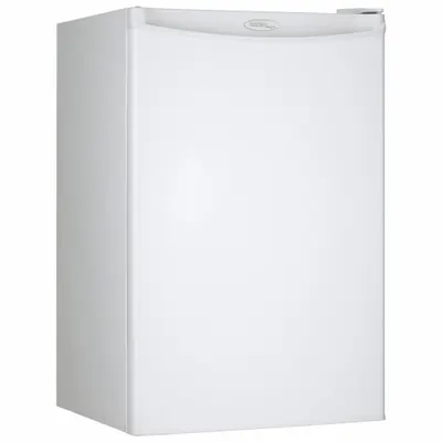 DANBY Mini Refrigerator with Freezer Section: White, 4.4 cu ft Total Capacity - Mini Refrigerators
