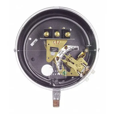 Dwyer Pressure Switch: Adj, Auto Reset, 5 psi to 100 psi, Conduit Box, SPDT, NPT - Adjustable Set-Point Air Pressure Switches