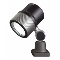 LED articulating machine tool light delivering up to 600 lm at 5000K color temperature. Features a screw-down base for secure mounting and an IP67 rating for protection against coolant and debris. Operates on 12-40V DC power with wire leads and a 12 ft cable. Suitable for illuminating CNC machines, lathes, and other industrial equipment.