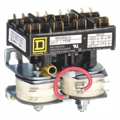 Three-pole, three-phase reversing definite purpose contactor with a 24V AC coil and 600V AC maximum voltage rating. Features 3NO main pole contact form and quick-disconnect terminals. Suitable for controlling the direction of hoist motors in overhead cranes, winches, and material handling systems.