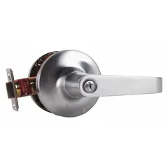 This ARROW privacy lever lockset features a satin chromium-plated stainless steel finish and is ADA compliant. It includes a Small Format Interchangeable Core (SFIC) and an ANSI F76 function for locking from the interior side. The flat lever with return design is suitable for interior doors requiring privacy, such as bathrooms or bedrooms.