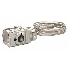 Replacement cube size control for SCOTSMAN ice machines. Adjusts ice cube dimensions to suit operational needs. Used in commercial ice machines for consistent cube production.