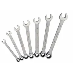 This set includes seven metric combination wrenches with a satin finish, covering head sizes from 8 mm to 18 mm. Each wrench features a 12-point ratcheting box end for efficient fastener turning in confined spaces. The wrenches are constructed from alloy steel and come with a storage rack for organization.