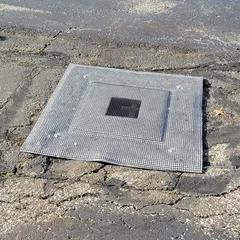 Magnetic street drain filter for capturing oil and sediment from stormwater runoff. Measures 30 in L x 54 in W with 3.5 gal oil capacity and 600 gpm max flow rate. Helps prevent contaminants from entering drainage systems.