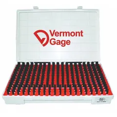This set of Go (Plus) pin gauges covers diameters from 16.5 mm to 18.98 mm in 0.01 mm increments. The black oxide finish reduces glare and provides corrosion resistance. With ZZ tolerance class (+/-0.0050 mm), these gauges are used for precision hole diameter measurement and go/no-go inspection in machining and quality control applications.