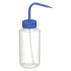 This 500 mL wash bottle features a colorless body for content visibility and a blue closure. It has a wide mouth with a standard spout for controlled dispensing of solvents, distilled water, or cleaning solutions. The nonvented design and 75 mm body diameter suit laboratory rinsing tasks.