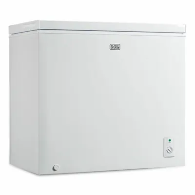 BLACK & DECKER Chest Freezer: White, 7 cu ft Capacity, 33 1/2 in x 32 in x 21 3/4 in - Chest Freezers