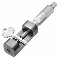 Digital calibration gauge from the AD433 series, constructed in brass. Used for precise measurement and calibration of key dimensions in industrial settings such as machining, maintenance, and quality assurance tasks.