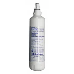 This MANITOWOC quick-connect water filter uses carbon media to reduce chlorine taste. With a flow rate of 0.8 gpm, overall height of 13 inches, and diameter of 3 inches, it is suitable for use in ice machines and refrigerators to improve water quality for drinking and ice production.