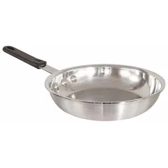 Aluminum fry pan with natural body color and non-stick coating. Riveted steel handle in gray. NSF certified. Suitable for cooking eggs, pancakes, and sautéed vegetables in commercial and institutional kitchens.