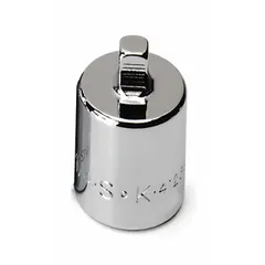 This 1/2" drive hand socket features a 7/16" SAE socket size with a male pipe plug design, standard type. It is used for tightening or loosening pipe plugs in plumbing and mechanical applications. The socket has a chrome finish and is not tether capable.